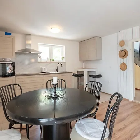 Apartamento Dalmatino *