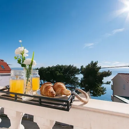 Apartment Holiday Home Dalmatino Omis