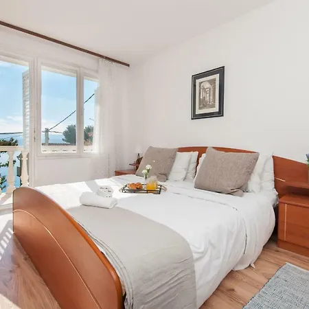 Holiday Home Dalmatino * Omis